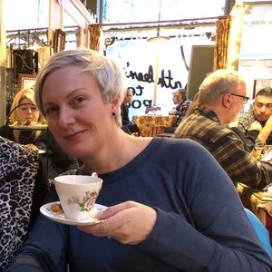 Meet your Posher, Catherine